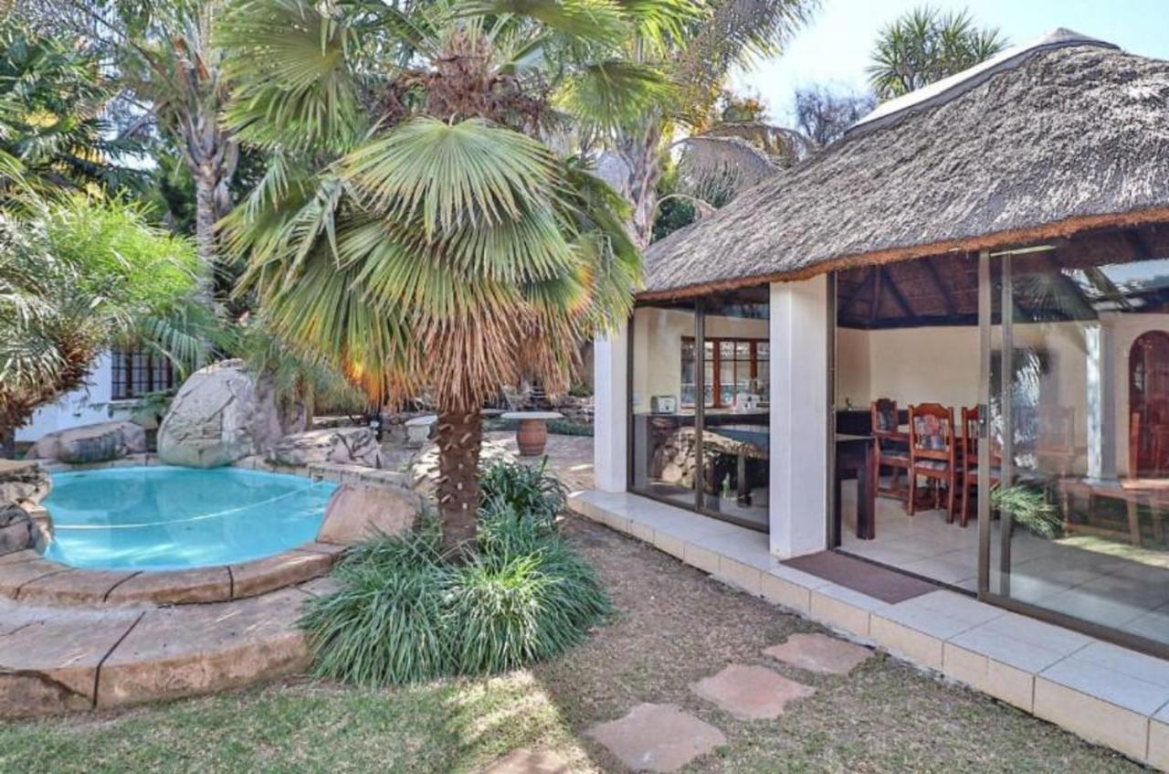 The Link Guest Lodge Kempton Park Eksteriør bilde