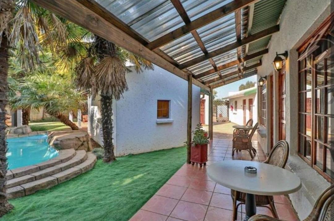 The Link Guest Lodge Kempton Park Rom bilde